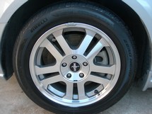 These have to be some of the most boring OEM Mustang wheels of all time.